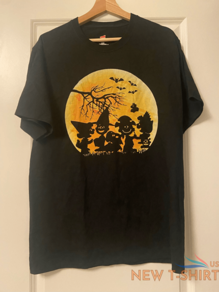 charlie brown halloween t shirt size large 0.png