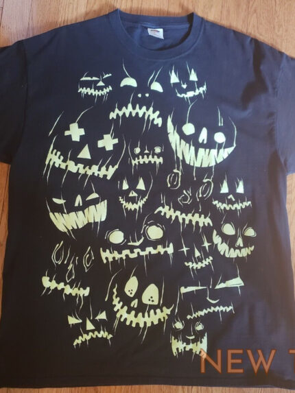 fruit of the loom black halloween shirt xl 0.jpg