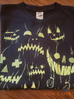 fruit of the loom black halloween shirt xl 2.jpg