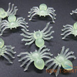 halloween fake spider scary simulation plastic toys holiday party home decor 3.jpg