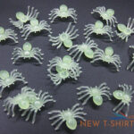 halloween fake spider scary simulation plastic toys holiday party home decor 6.jpg