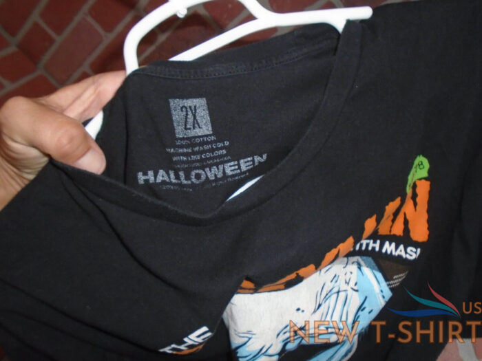 halloween the movie jason voorhees logo tshirt adult size 2x 2.jpg