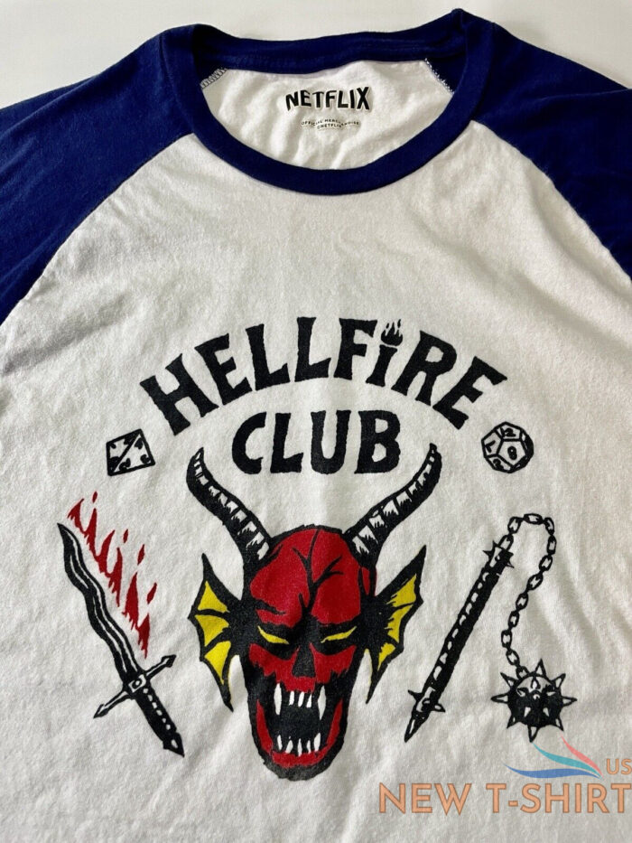 stranger things t shirt hellfire club men s size medium no tag 1.jpg