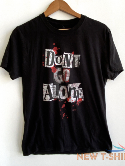 universal halloween horror night hhn 2021 dont go alone size m 0.png