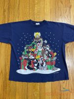 vintage looney tunes mens shirt blue size large christmas sun sportswear 1996 0.jpg