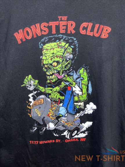 vintage monster club t shirt halloween zombie motorcycle size l 1.jpg