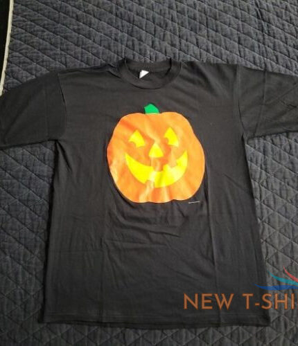 vintage single stitch sz xl halloween 1980s hallmark t shirt black pumpkin usa 0.jpg