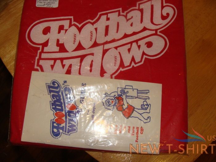 football widow t shirt play me or trade me vintage daffydan all cotton hanes nos 1.jpg