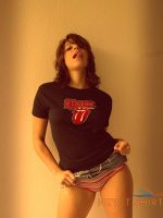 nwt rolling stones size ljr 11 13 by anthill trading red tongue t shirt 1.jpg